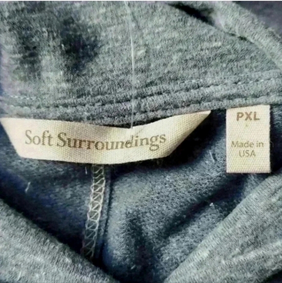 💢SOLD OUT💢 SOFT SURROUNDINGS Blue Cowl Neck Sweater with Button Detail Size XL - Picture 4 of 5